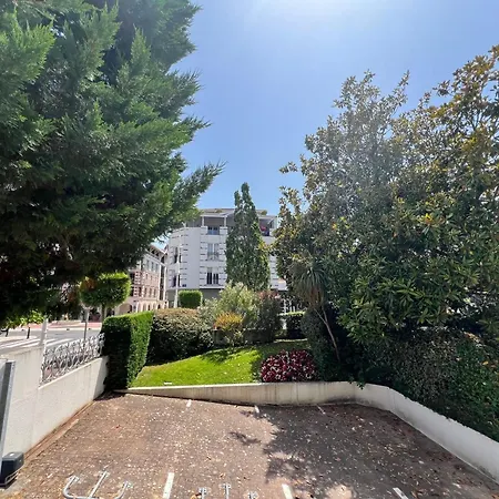 T2 - Acces Et Commerces - Parking Inclus - Fr-1-474-6